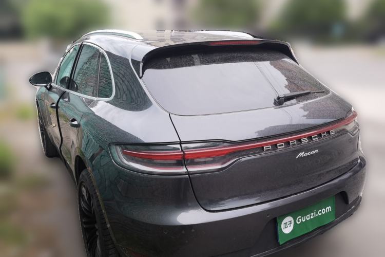 Used Porsche Macan 2018 Macan 2.0T Rear Left 45 Deg