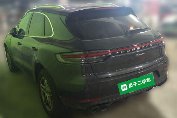 Used Porsche Macan 2018 Macan 2.0T Rear Left 45 Deg