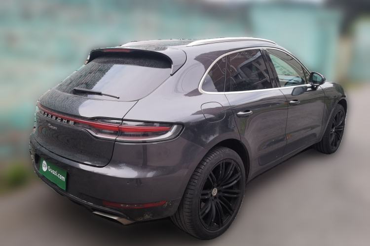 Used Porsche Macan 2018 Macan 2.0T Rear Right 45 Deg
