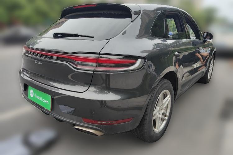 Used Porsche Macan 2018 Macan 2.0T Rear Right 45 Deg