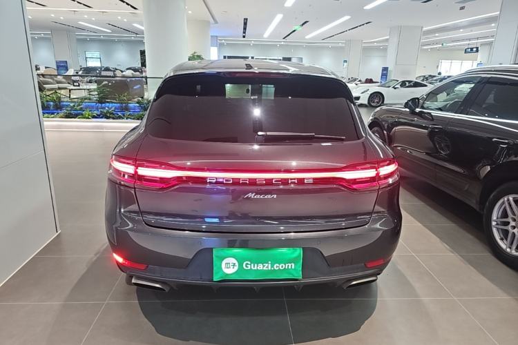 Used Porsche Macan 2018 Macan 2.0T Rear