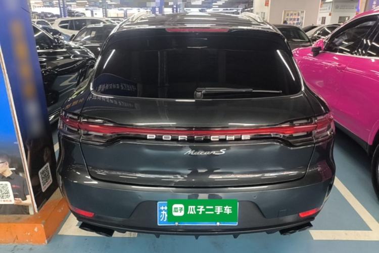 Used Porsche Macan 2018 Macan 2.0T Rear