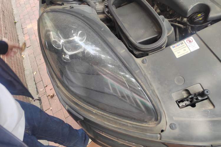 Used Porsche Macan 2018 Macan 2.0T Right Front Headlight