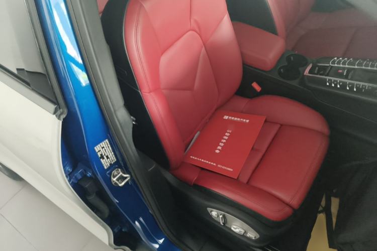 Used Porsche Macan 2018 Macan 2.0T Right Front Seat