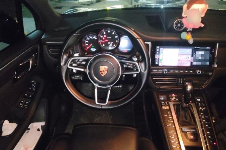 Used Porsche Macan 2018 Macan 2.0T Steering Wheel