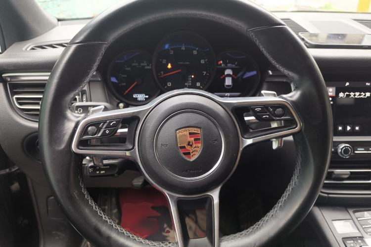 Used Porsche Macan 2018 Macan 2.0T Steering Wheel
