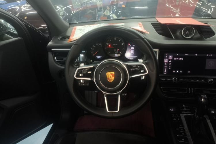 Used Porsche Macan 2018 Macan 2.0T Steering Wheel