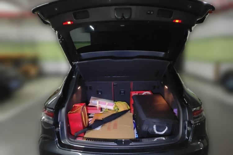 Used Porsche Macan 2018 Macan 2.0T Trunk