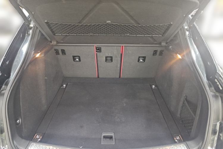 Used Porsche Macan 2018 Macan 2.0T Trunk