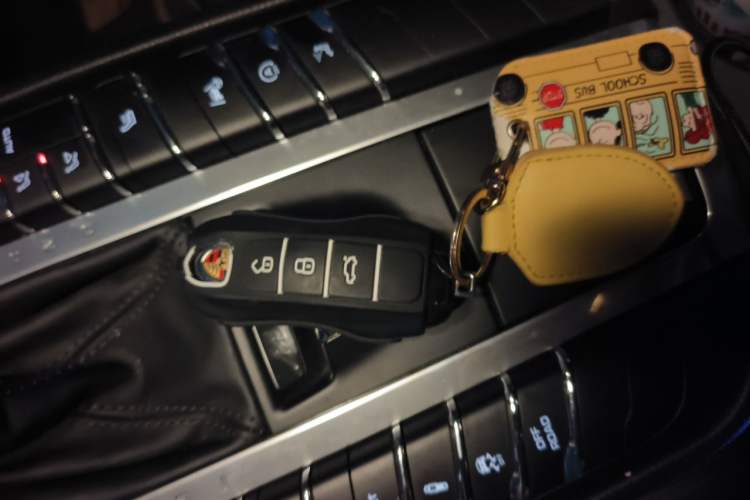 Used Porsche Macan 2018 Macan 2.0T Vehicle Key