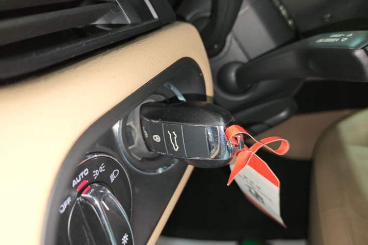 Used Porsche Macan 2018 Macan 2.0T Vehicle Key