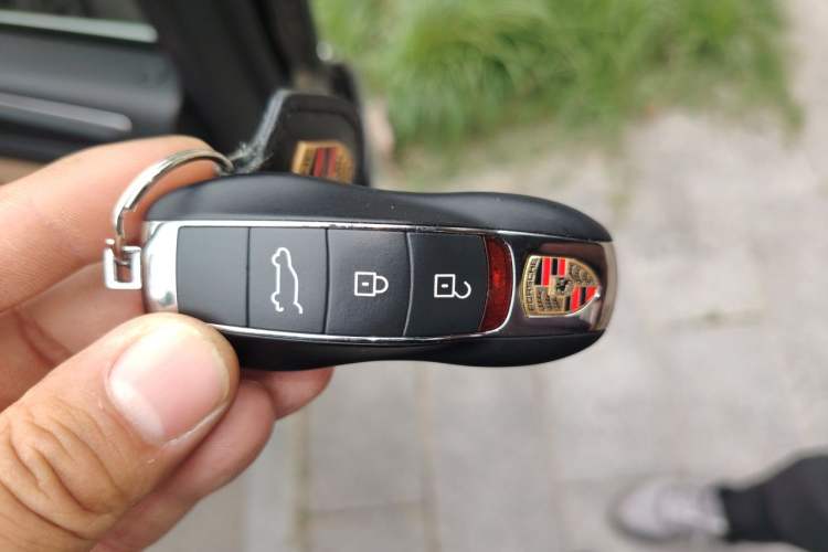 Used Porsche Macan 2018 Macan 2.0T Vehicle Key