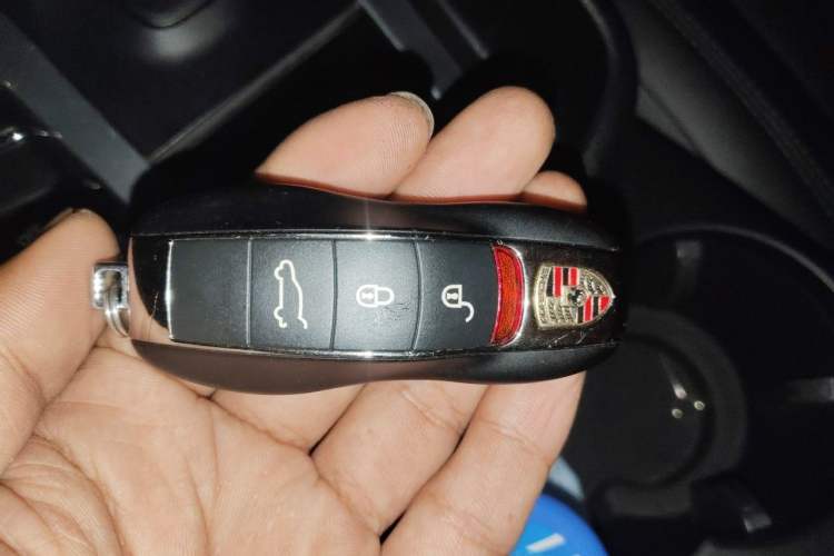 Used Porsche Macan 2018 Macan 2.0T Vehicle Key