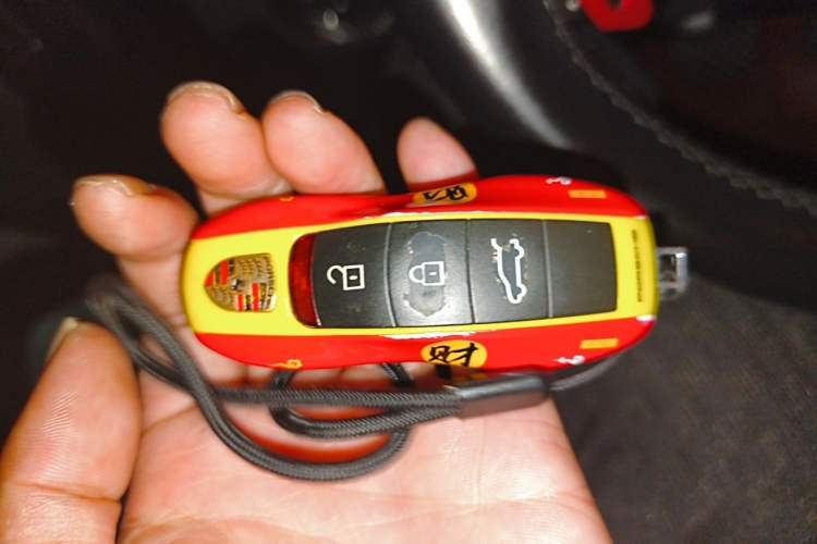 Used Porsche Macan 2018 Macan 2.0T Vehicle Key