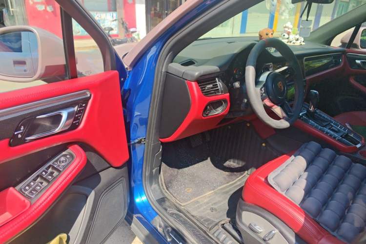 Used Porsche Macan 2018 Macan 2.0T Driver Seat