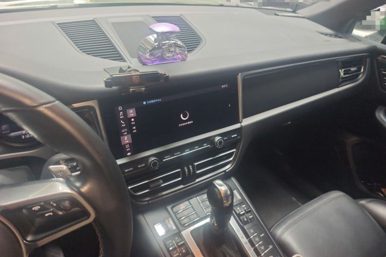 Used Porsche Macan 2018 Macan 2.0T Audio And AC Panel