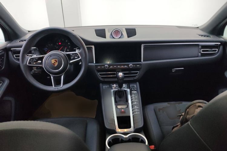 Used Porsche Macan 2018 Macan 2.0T Center Console