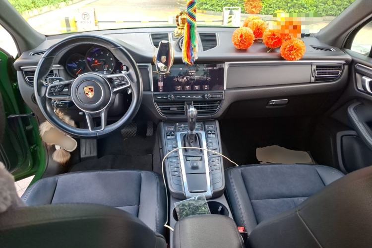 Used Porsche Macan 2018 Macan 2.0T Center Console