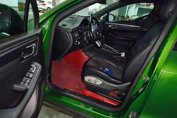 Used Porsche Macan 2018 Macan 2.0T Driver Seat