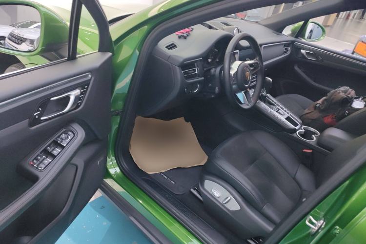 Used Porsche Macan 2018 Macan 2.0T Driver Seat