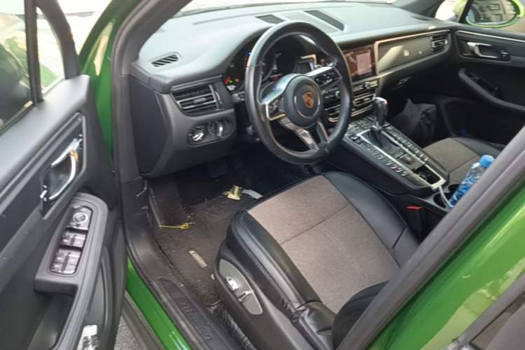 Used Porsche Macan 2018 Macan 2.0T Driver Seat