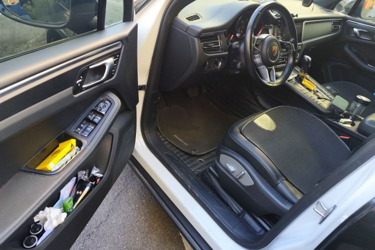 Used Porsche Macan 2018 Macan 2.0T Driver Seat