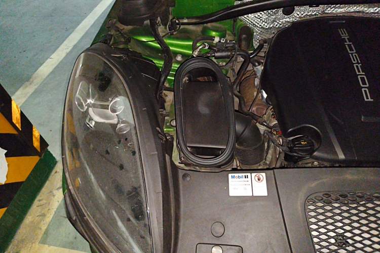 Used Porsche Macan 2018 Macan 2.0T Engine Bay Right