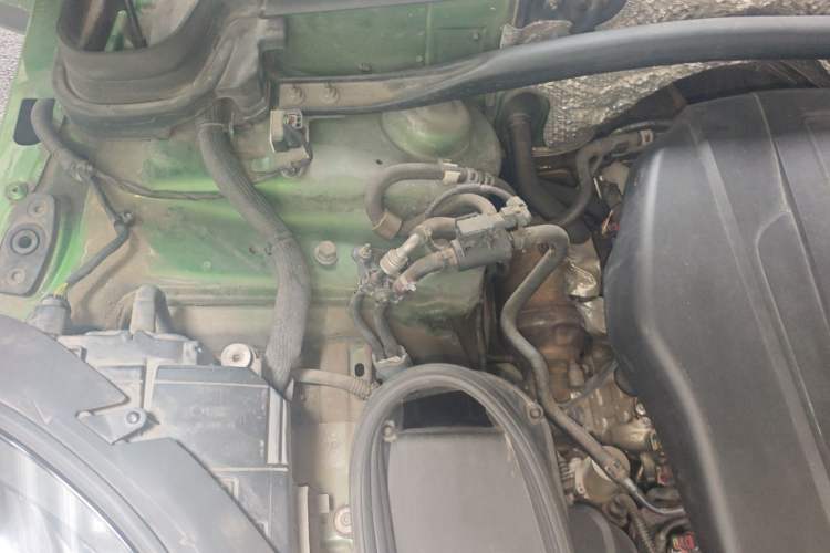 Used Porsche Macan 2018 Macan 2.0T Engine Bay Right