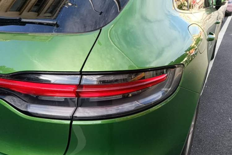 Used Porsche Macan 2018 Macan 2.0T Exterior 3