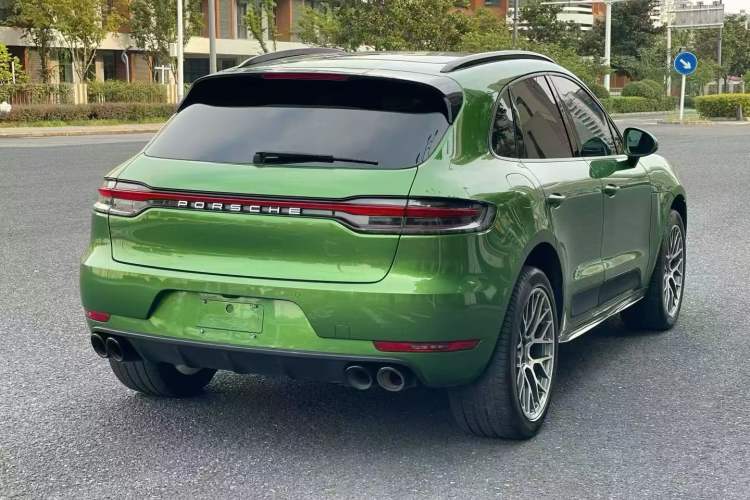 Used Porsche Macan 2018 Macan 2.0T Exterior 4