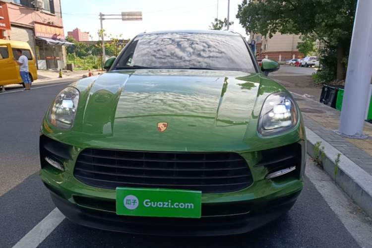 Used Porsche Macan 2018 Macan 2.0T Front