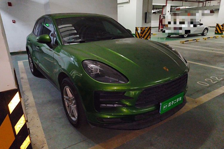 Used Porsche Macan 2018 Macan 2.0T Front Right 45 Deg