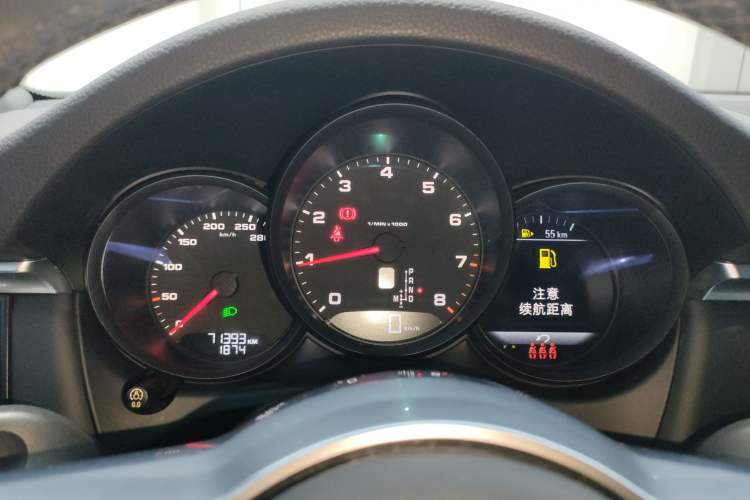 Used Porsche Macan 2018 Macan 2.0T Instrument Cluster