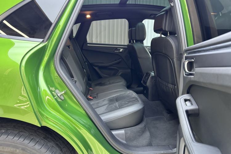 Used Porsche Macan 2018 Macan 2.0T Interior 4
