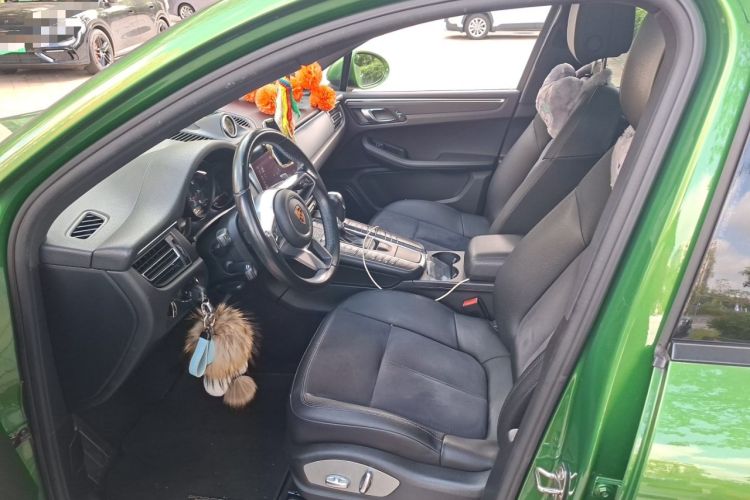 Used Porsche Macan 2018 Macan 2.0T Left Front Seat