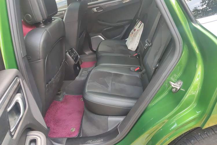 Used Porsche Macan 2018 Macan 2.0T Left Rear Seat