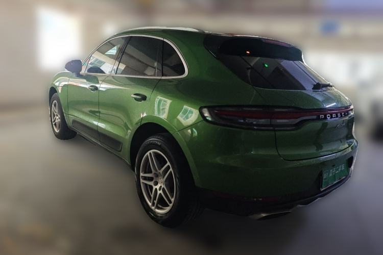 Used Porsche Macan 2018 Macan 2.0T Rear Left 45 Deg