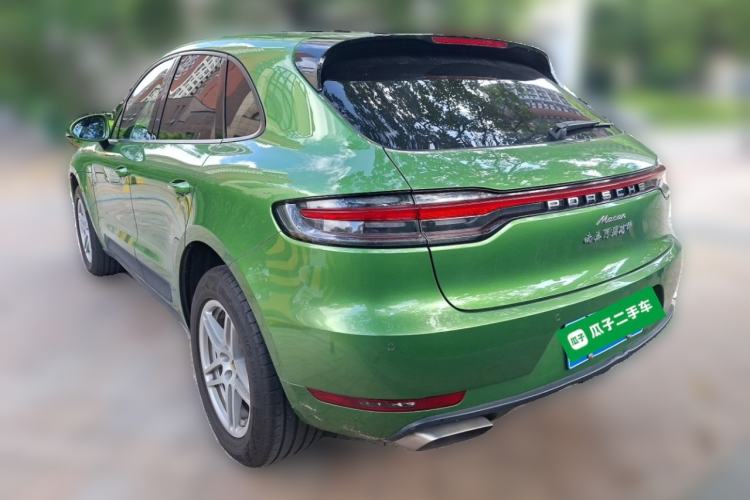 Used Porsche Macan 2018 Macan 2.0T Rear Left 45 Deg