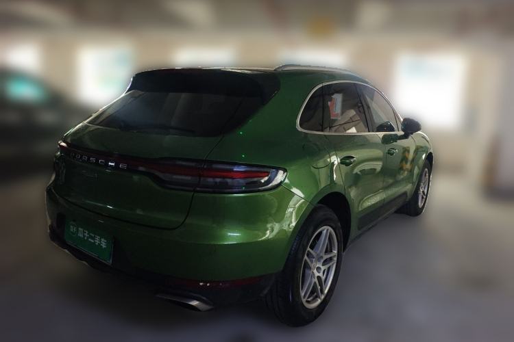 Used Porsche Macan 2018 Macan 2.0T Rear Right 45 Deg