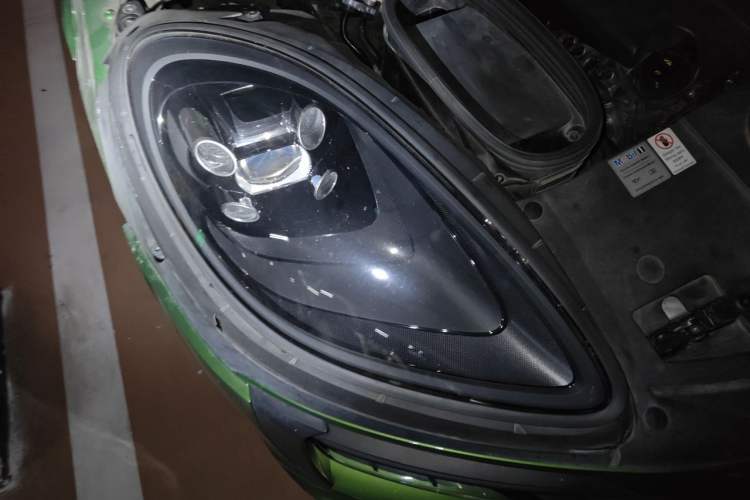 Used Porsche Macan 2018 Macan 2.0T Right Front Headlight