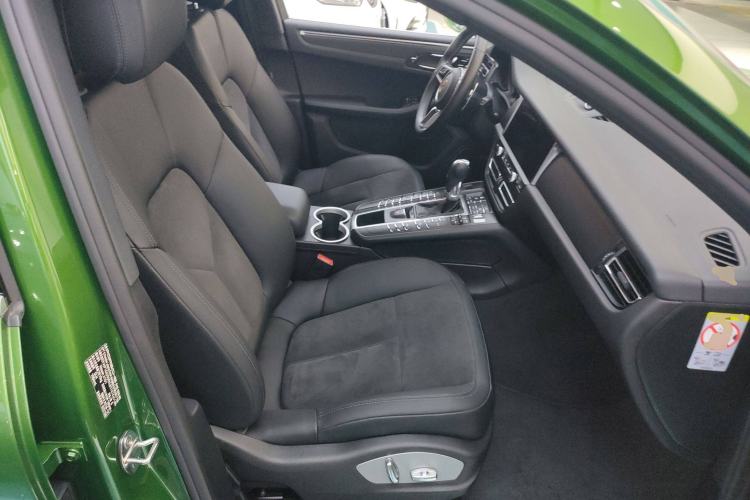 Used Porsche Macan 2018 Macan 2.0T Right Front Seat