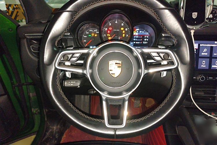 Used Porsche Macan 2018 Macan 2.0T Steering Wheel