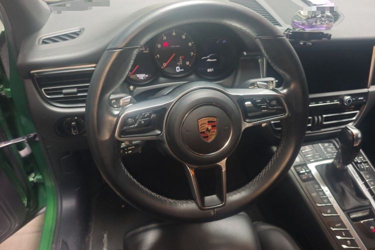 Used Porsche Macan 2018 Macan 2.0T Steering Wheel