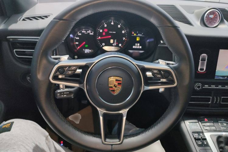 Used Porsche Macan 2018 Macan 2.0T Steering Wheel