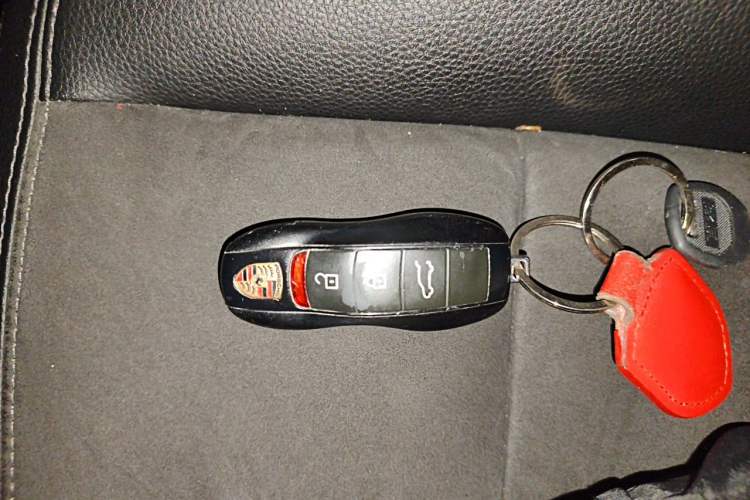 Used Porsche Macan 2018 Macan 2.0T Vehicle Key