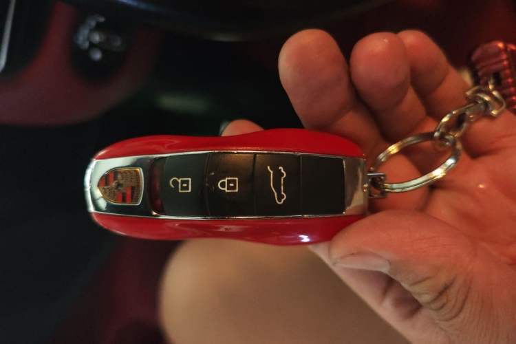 Used Porsche Macan 2018 Macan 2.0T Vehicle Key