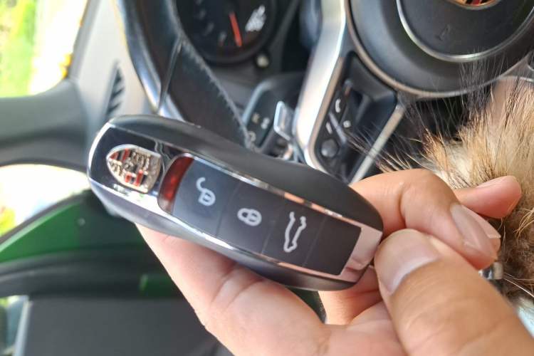 Used Porsche Macan 2018 Macan 2.0T Vehicle Key