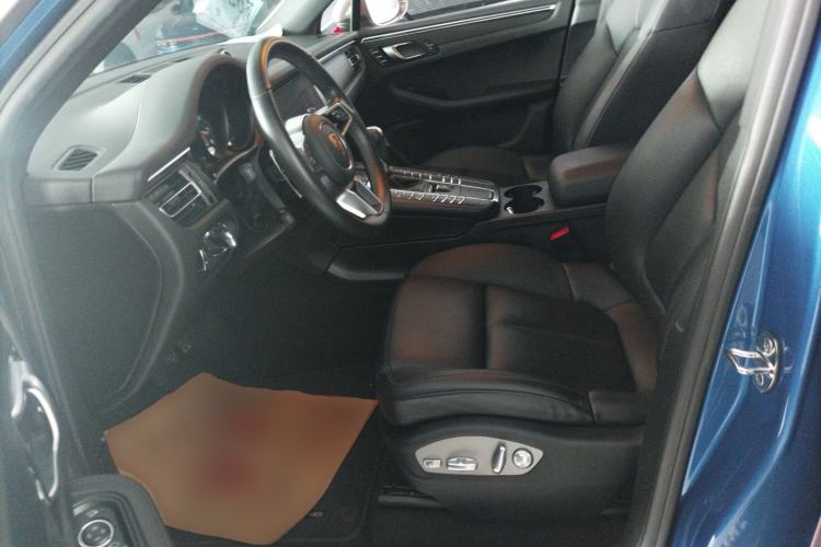 Used Porsche Macan 2018 Macan 2.0T Left Front Seat