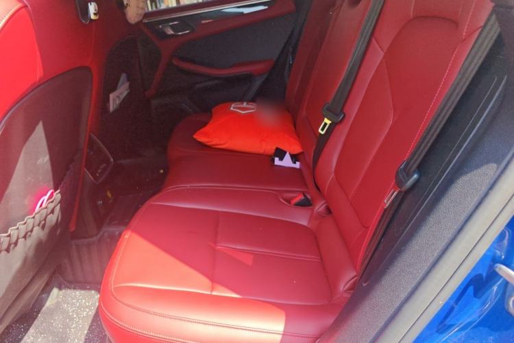 Used Porsche Macan 2018 Macan 2.0T Left Rear Seat