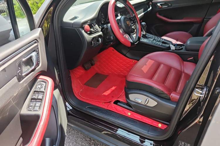 Used Porsche Macan 2018 Macan 2.0T Driver Seat